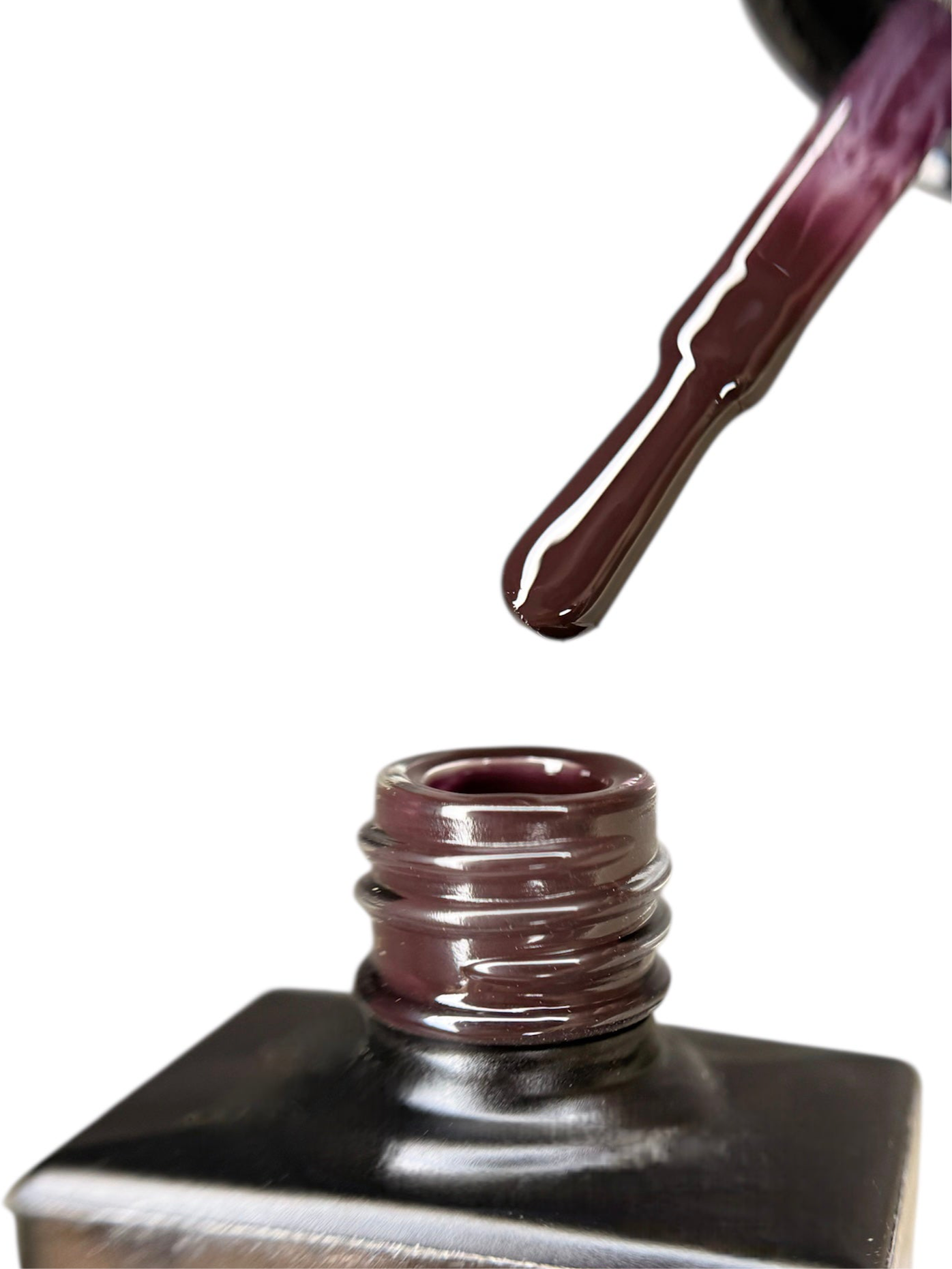 Gel polish Rouge Noir